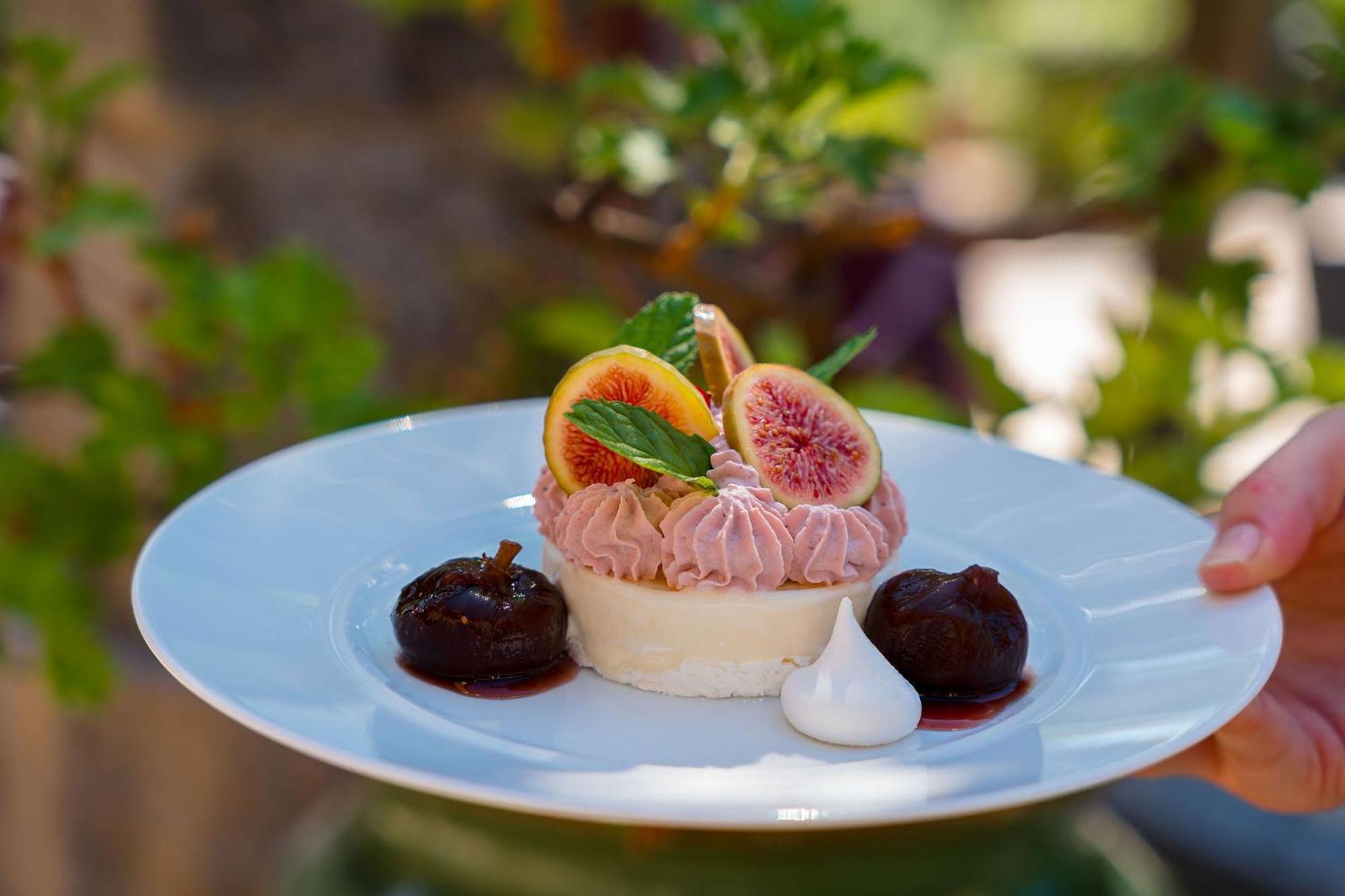 Logis Hotel Restaurant Le Pradinas Anduze Buitenkant foto