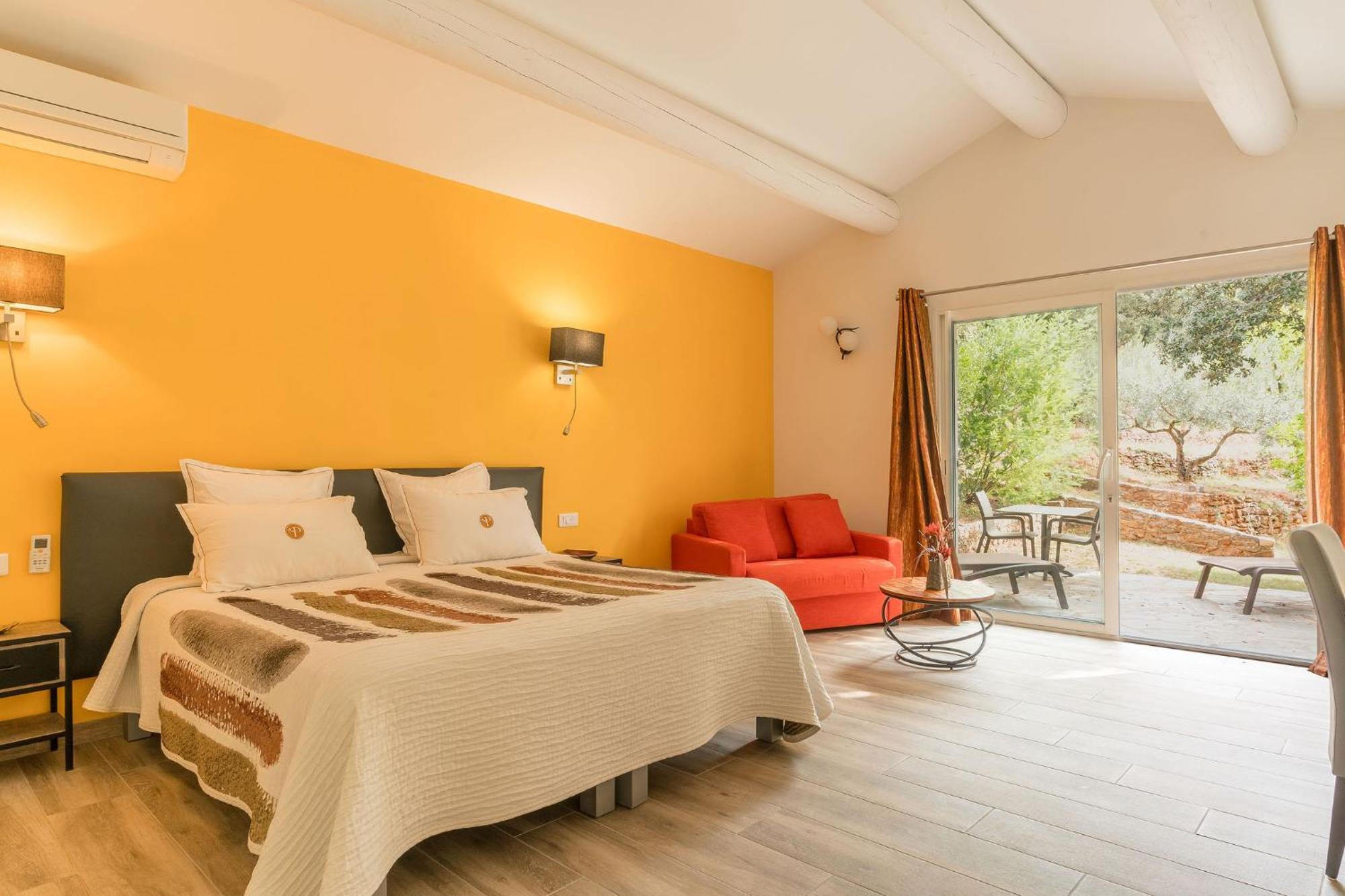 Logis Hotel Restaurant Le Pradinas Anduze Buitenkant foto