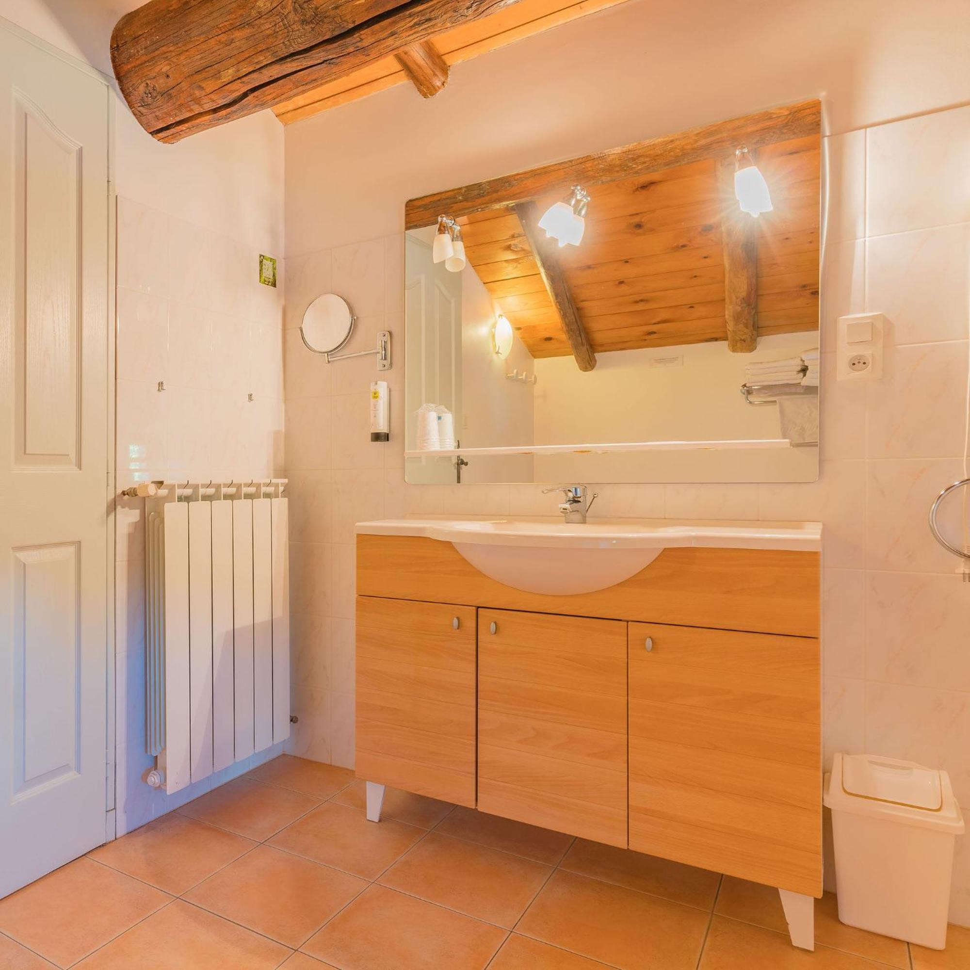 Logis Hotel Restaurant Le Pradinas Anduze Kamer foto