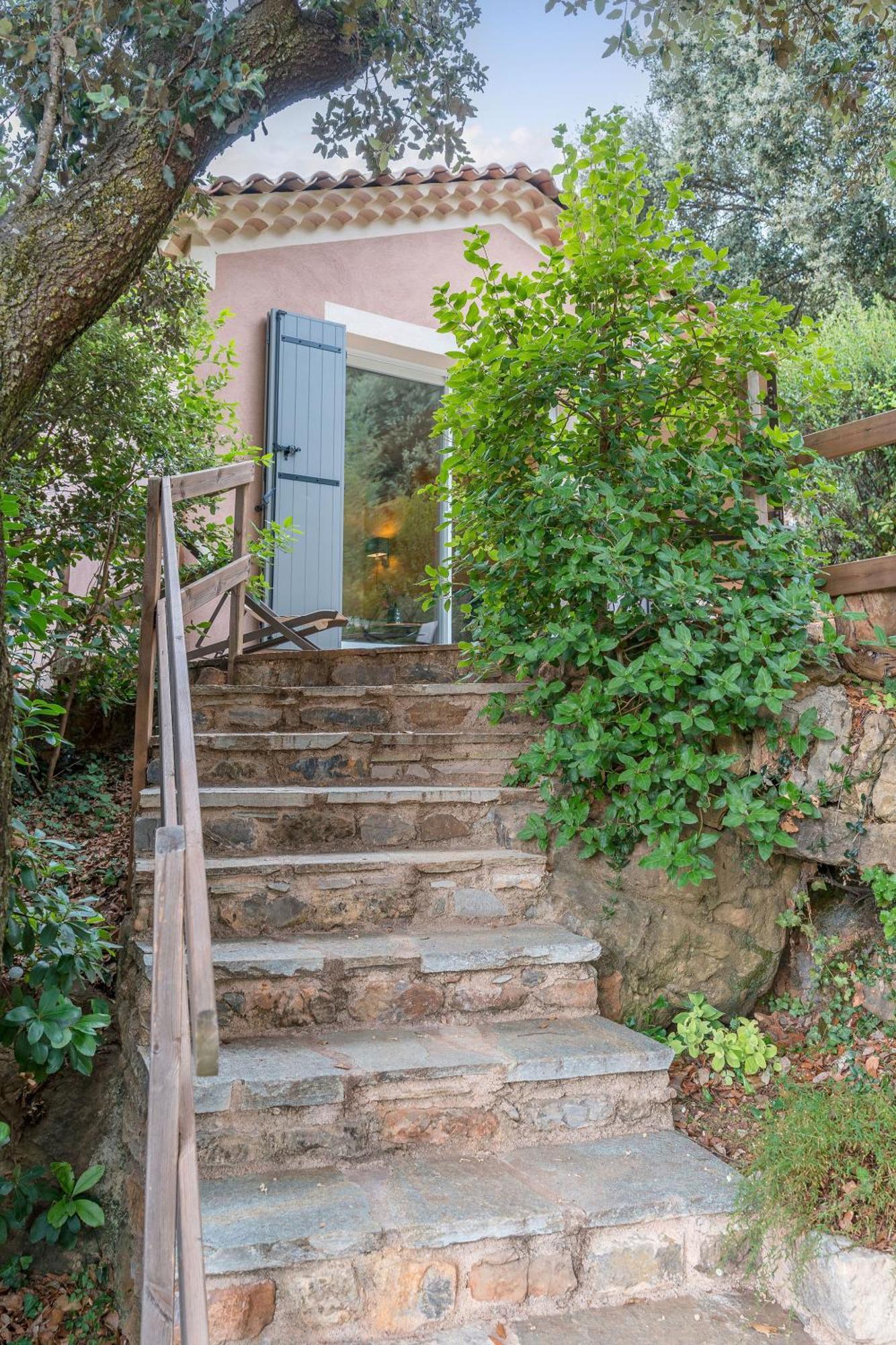 Logis Hotel Restaurant Le Pradinas Anduze Kamer foto